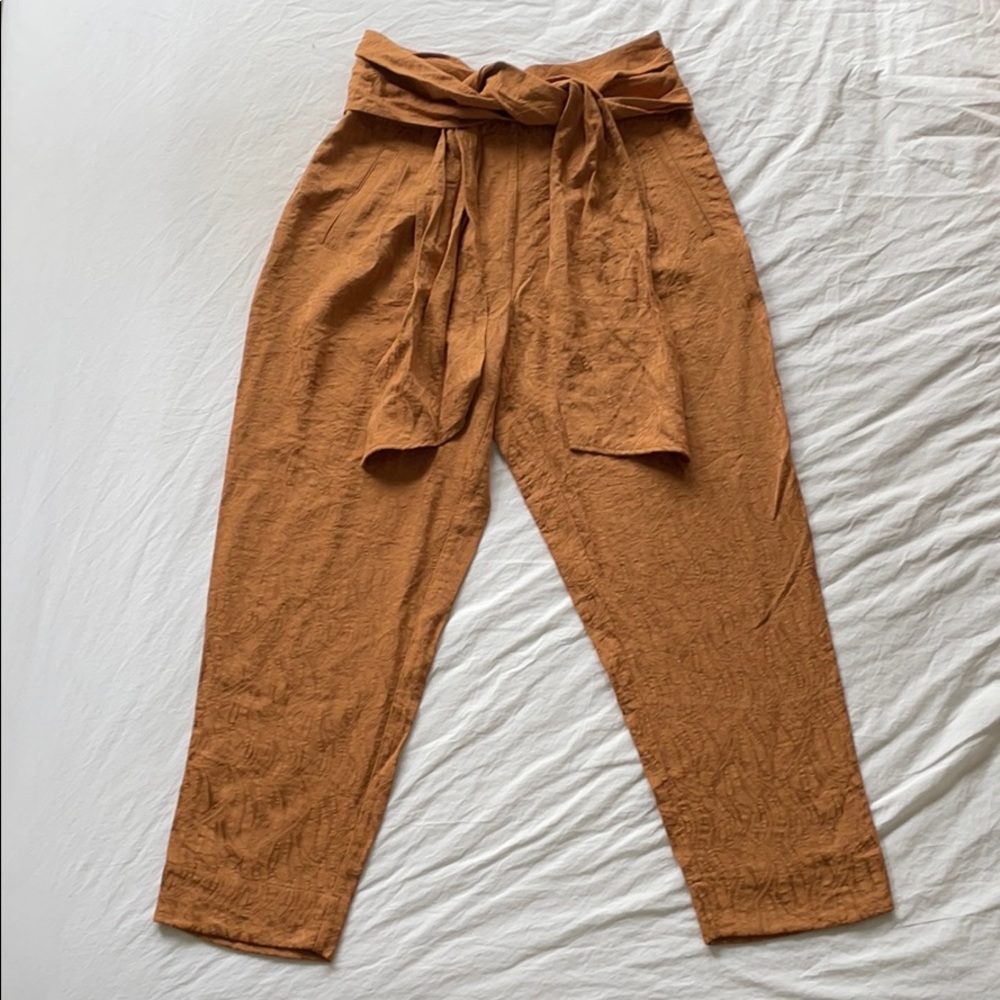 🆕 ett:twa tapered pants